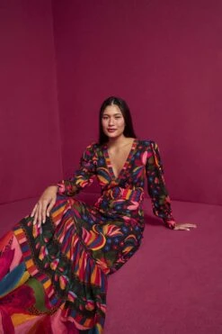 Farm Rio Black Banana Sky Lenzing™ Ecovero™ ViscoseMaxi Dress -Farm Rio Store 302687 03