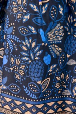 Farm Rio Black Macaw Forest Midi Dress 12 Farm Rio Black Macaw Forest Midi Dress -Farm Rio Store 303774 05