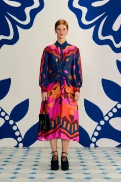 Farm Rio Graphic Scarves Lenzing™ Ecovero™ Viscose Midi Dress 11 Farm Rio Graphic Scarves Lenzing™ Ecovero™ Viscose Midi Dress -Farm Rio Store 304157 02