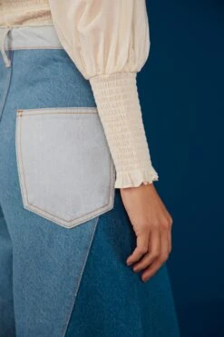 Farm Rio White Smocked Blouse 8 Farm Rio White Smocked Blouse -Farm Rio Store 305375 02