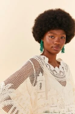 Farm Rio Off-White Morada Boa Guipire Blouse 9 Farm Rio Off-White Morada Boa Guipire Blouse -Farm Rio Store 306104 03