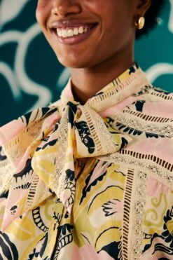 Farm Rio Sand Vintage Forest Blouse -Farm Rio Store 308206 03