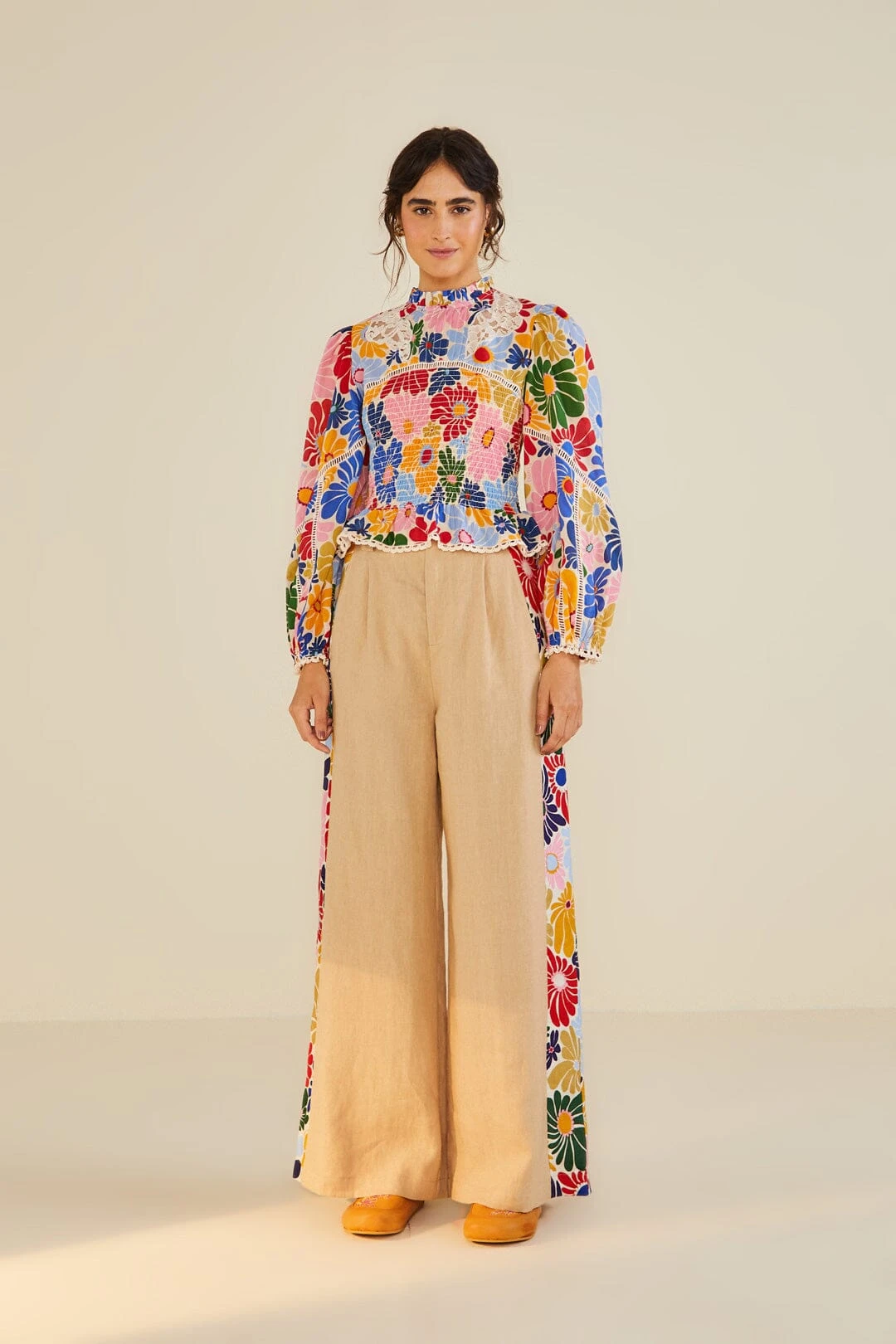 Farm Rio Sand Sunny Daisies Blouse 6 Farm Rio Sand Sunny Daisies Blouse - Image 4