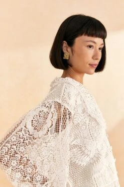 Farm Rio Off-White Guipure Collar Blouse 10 Farm Rio Off-White Guipure Collar Blouse -Farm Rio Store 309240 03