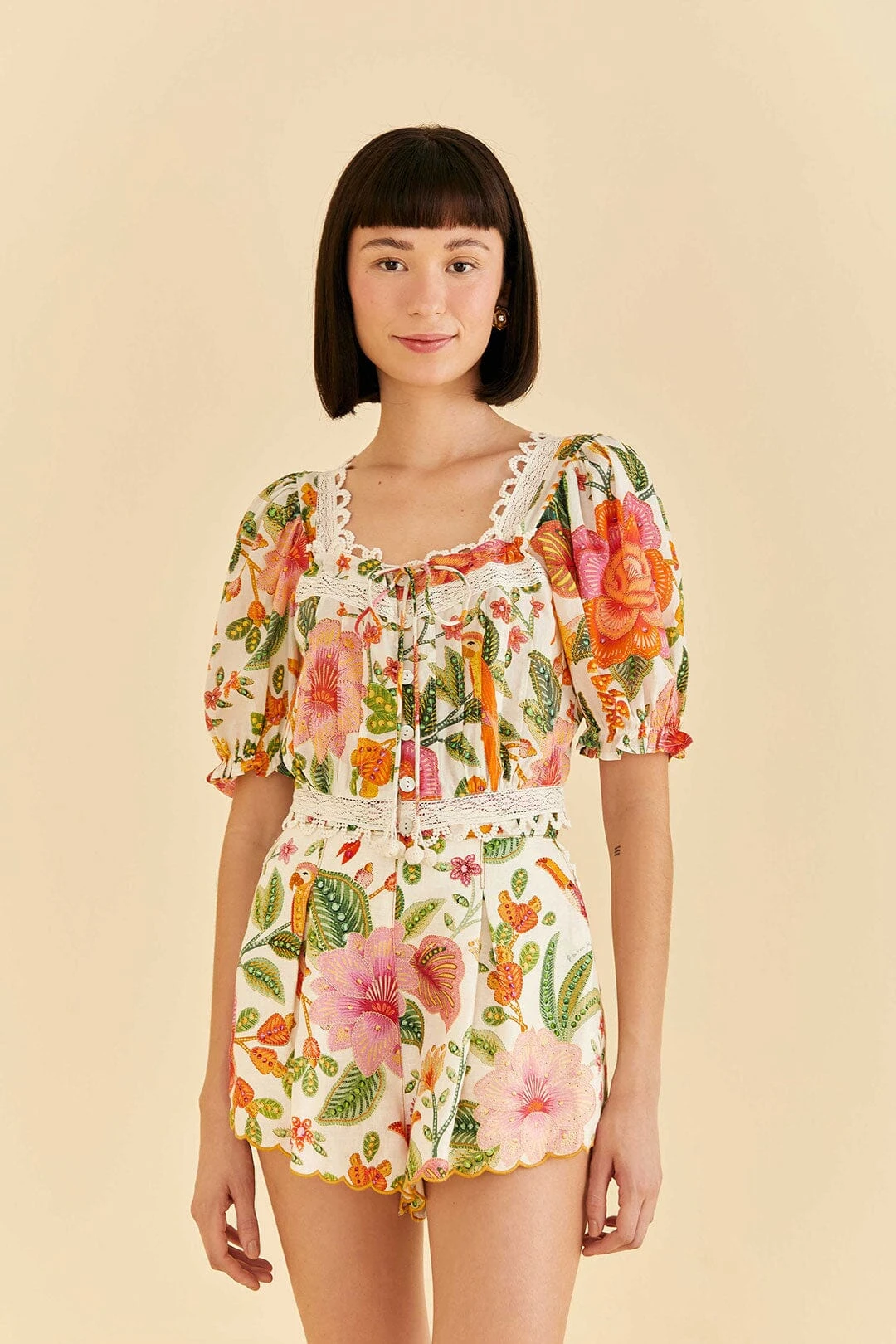 Farm Rio Off-White Macaw Bloom Blouse 4 Farm Rio Off-White Macaw Bloom Blouse - Image 2