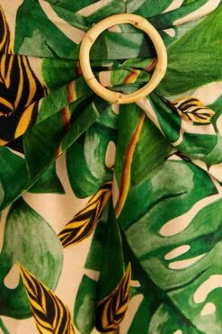 Farm Rio Tropical Leaves Shorts 12 Farm Rio Tropical Leaves Shorts -Farm Rio Store 310644 05