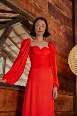 Farm Rio Red Heart Shaped Neckline Long Sleeve Midi Dress 10 Farm Rio Red Heart Shaped Neckline Long Sleeve Midi Dress -Farm Rio Store 312027 02