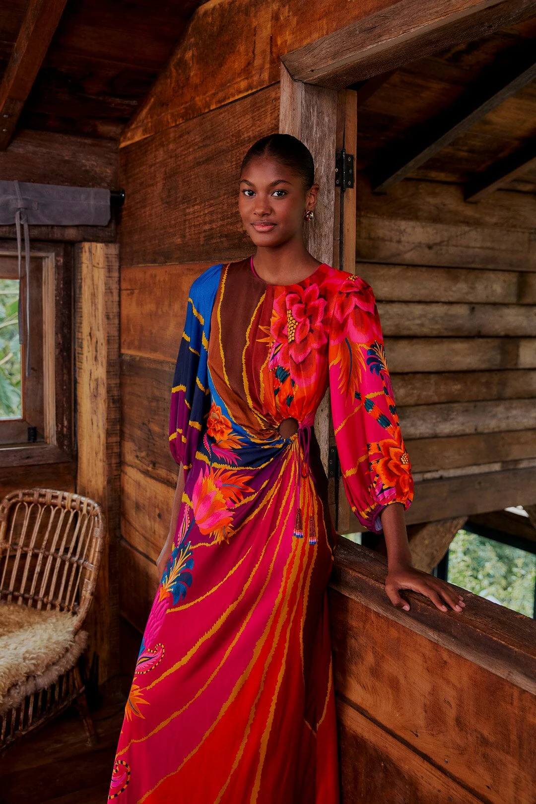 Farm Rio Vintage Wave Circle Cut-Out Midi Dress 3 Farm Rio Vintage Wave Circle Cut-Out Midi Dress