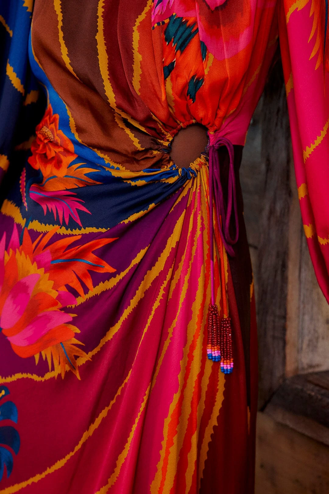 Farm Rio Vintage Wave Circle Cut-Out Midi Dress 6 Farm Rio Vintage Wave Circle Cut-Out Midi Dress - Image 4